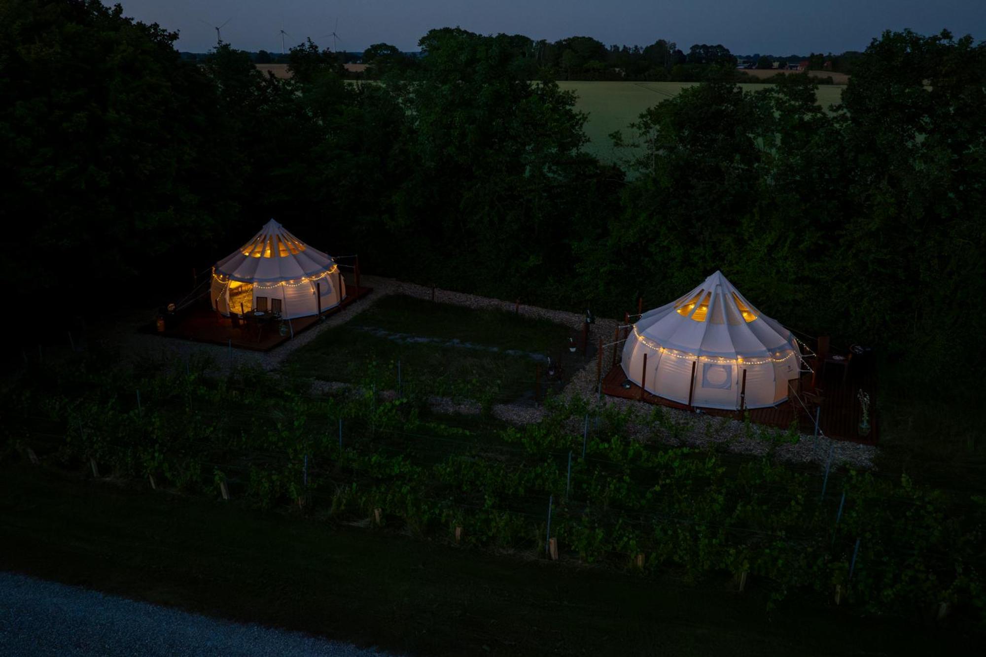 Holmegaard Vin Og Glamping Hotel Dannemare Exterior photo
